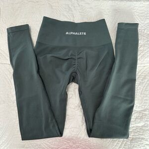 Alphalete Amplify Leggings: Charcoal XS